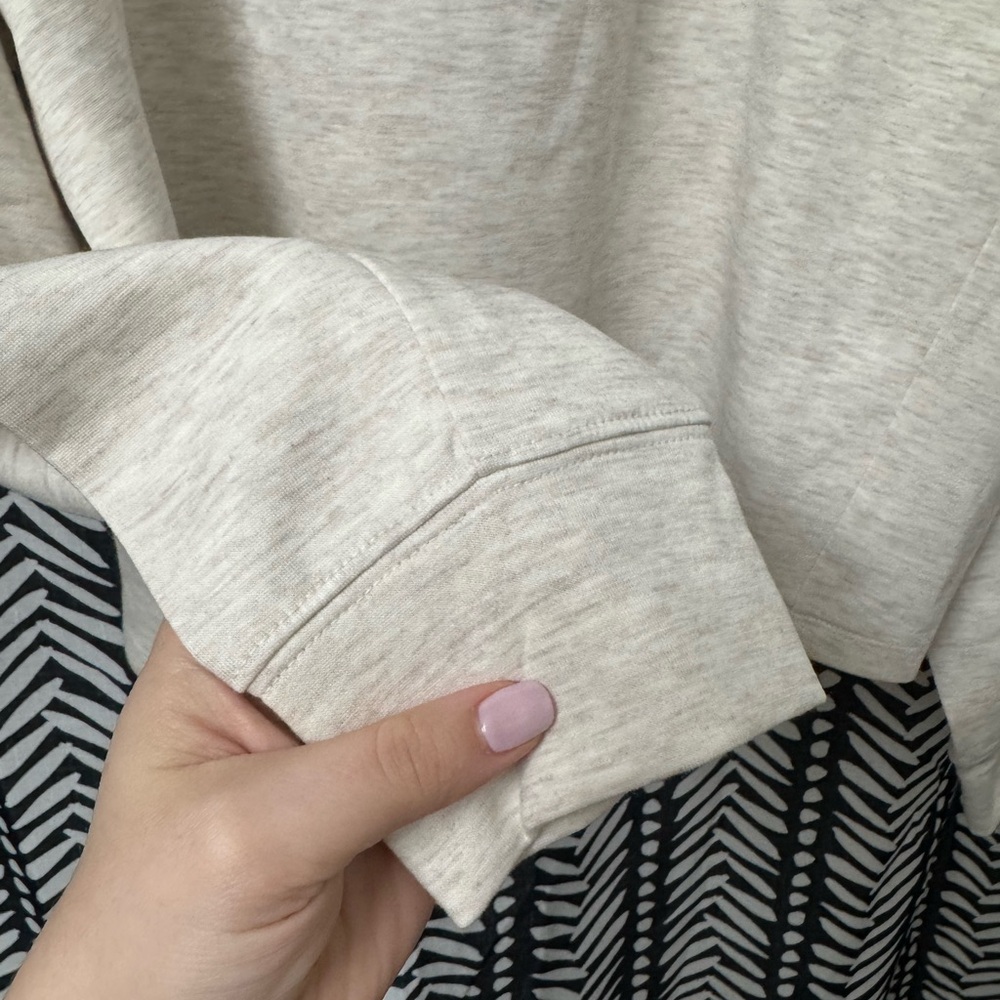 Express Cream Pullover Sweatshirt - Picture 4 of 6